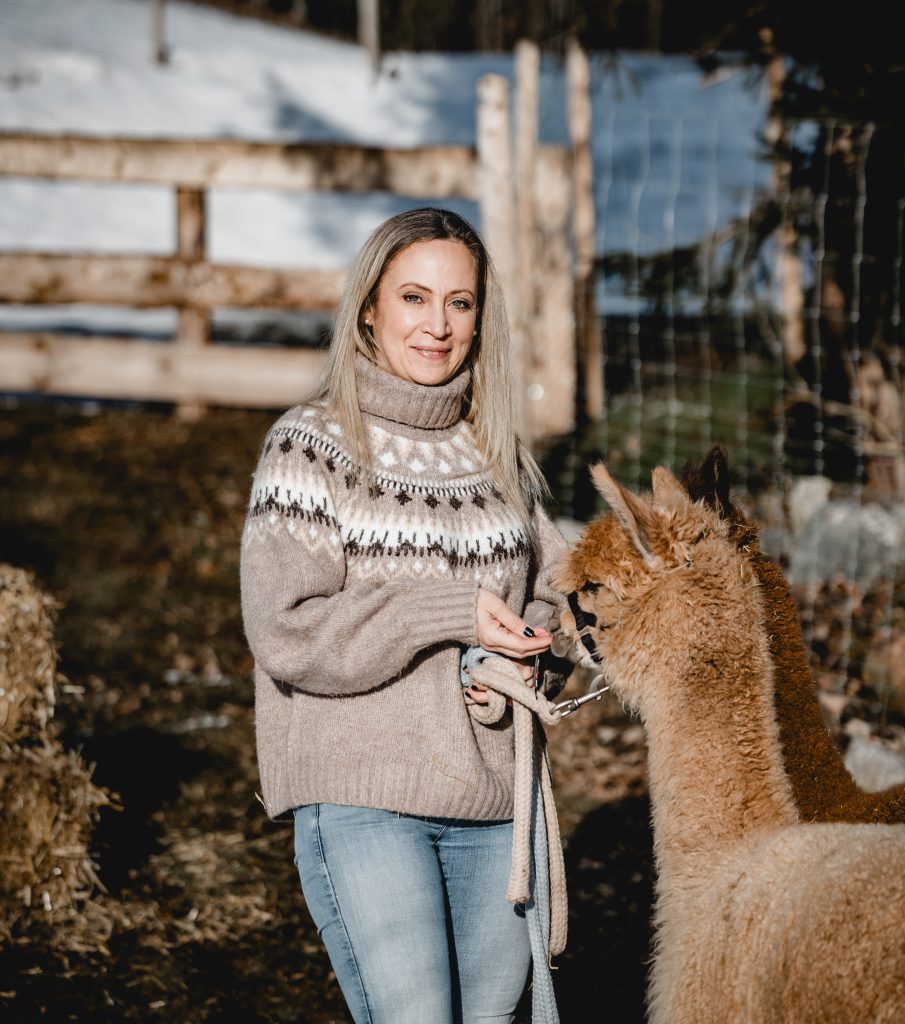 Lena Niedermühlbichler
Ellmau, Kaiser Alpaka, geführte Wanderung, Tour, Wilder Kaiser, Wald,